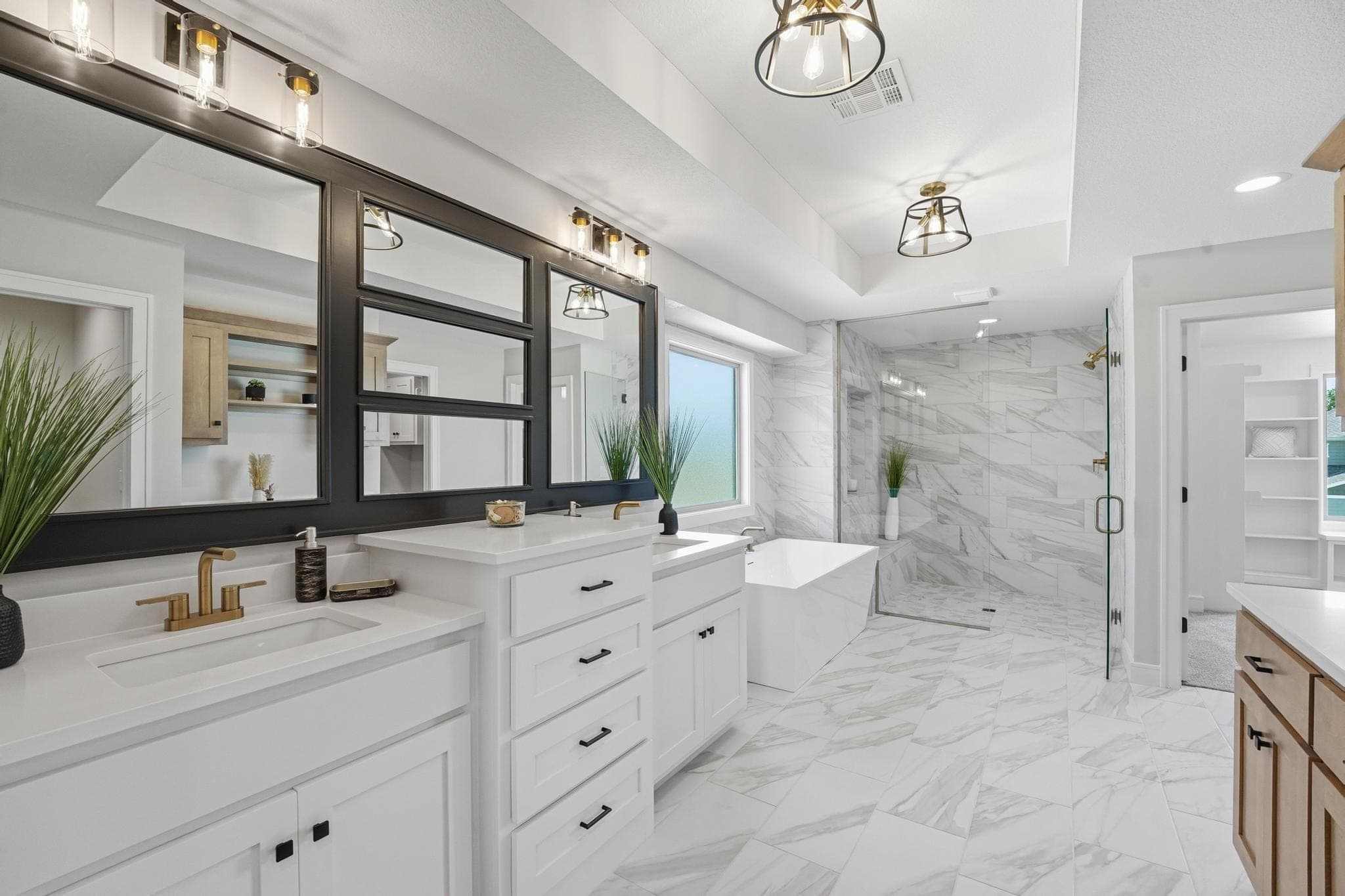 Primary bath with double vanity and freestanding tub